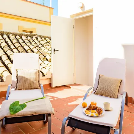 Casa De Venerables Villa Sevilla